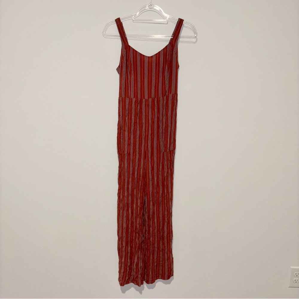 American Eagle Striped wide leg jumpsuit red size medium‎